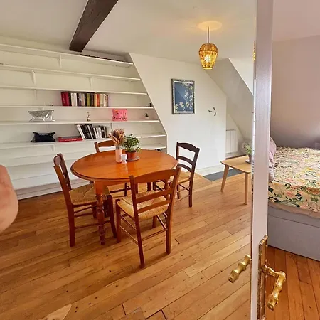Charming 1 Bedroom Apartment- Center Of Appartamento Parigi